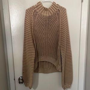 FREE PEOPLE SWEATER size Medium, color light pink/ mauve